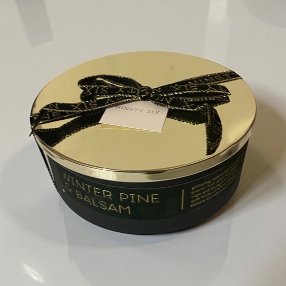 DW Home Ninety Six Winter Pine & Balsam Candle • 31.7 oz • Green Glass Gold Lid - Picture 1 of 4